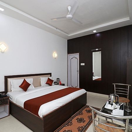 Oyo 11526 Hotel Apollo Agra  Kültér fotó