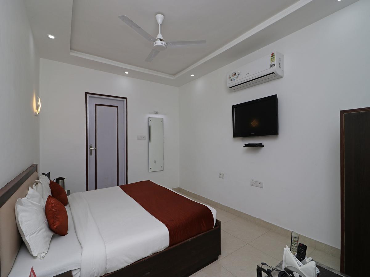 Oyo 11526 Hotel Apollo Agra  Kültér fotó