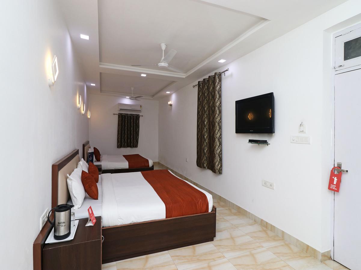 Oyo 11526 Hotel Apollo Agra  Kültér fotó