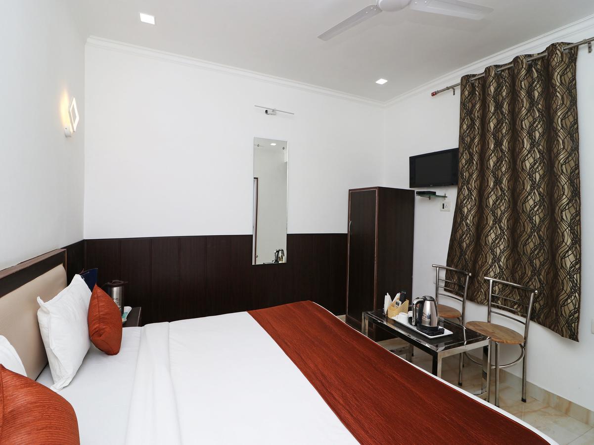 Oyo 11526 Hotel Apollo Agra  Kültér fotó