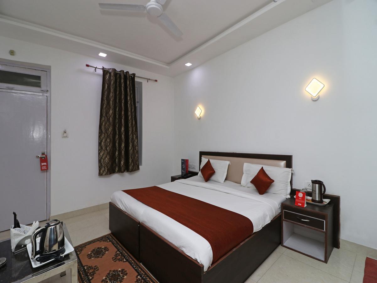 Oyo 11526 Hotel Apollo Agra  Kültér fotó