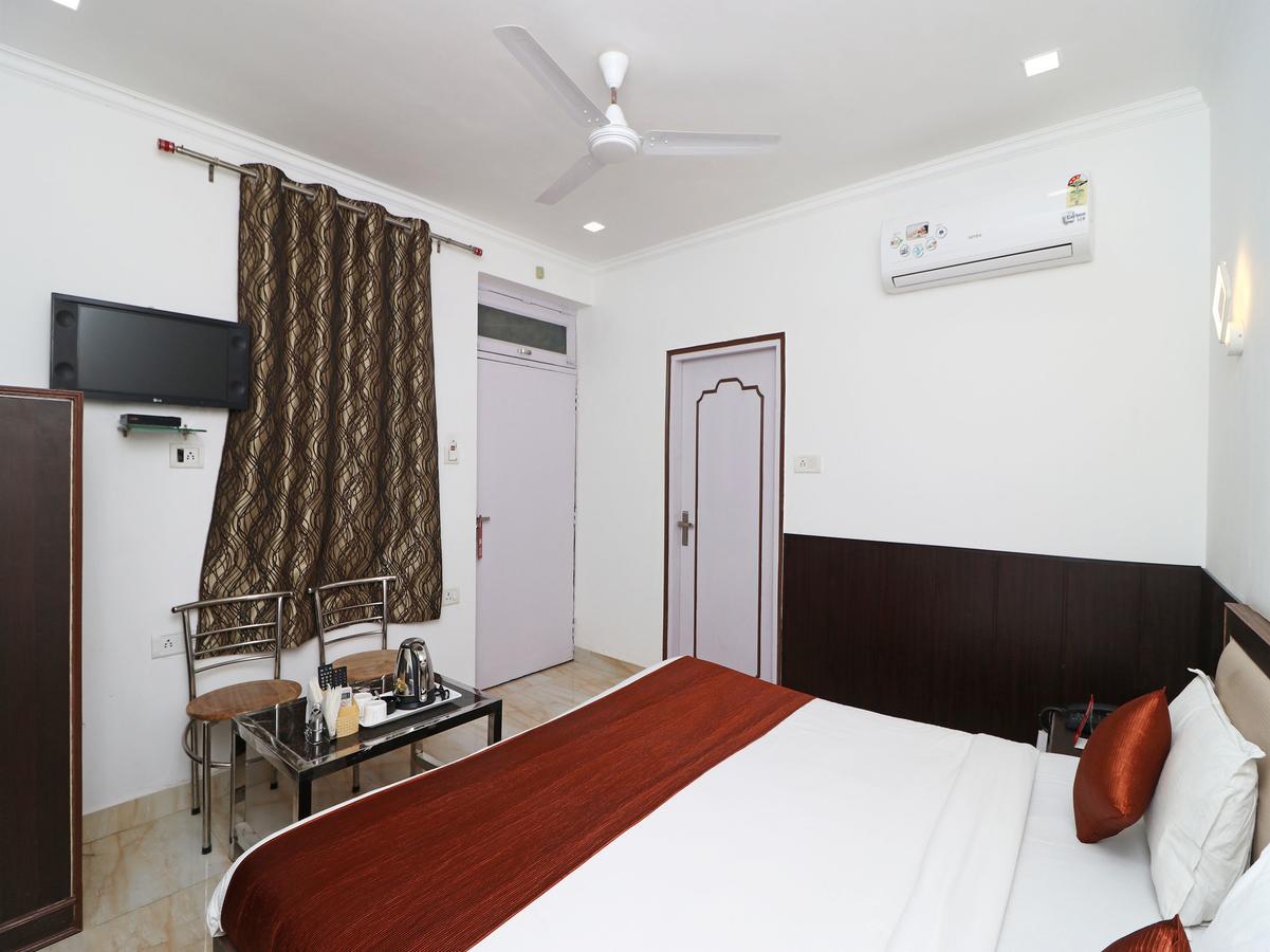 Oyo 11526 Hotel Apollo Agra  Kültér fotó