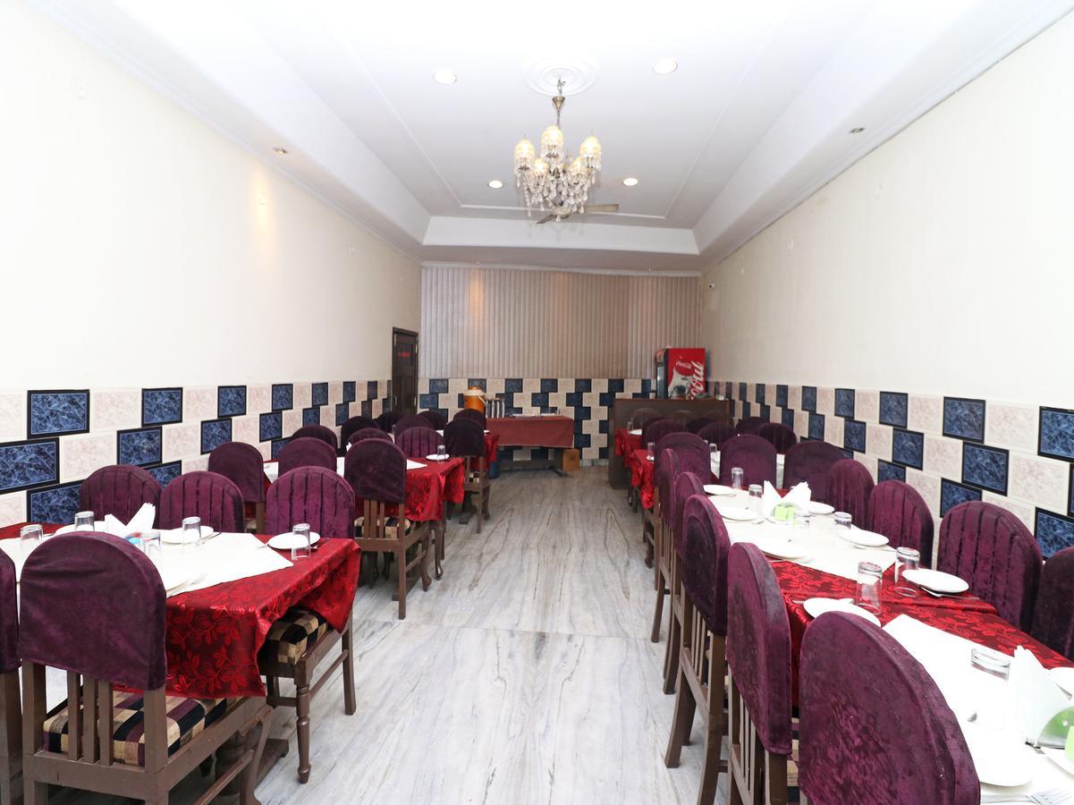 Oyo 11526 Hotel Apollo Agra  Kültér fotó