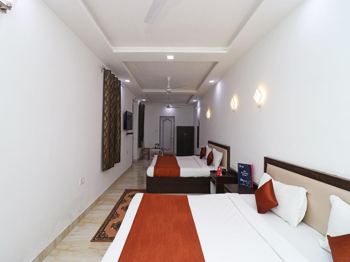 Oyo 11526 Hotel Apollo Agra  Kültér fotó